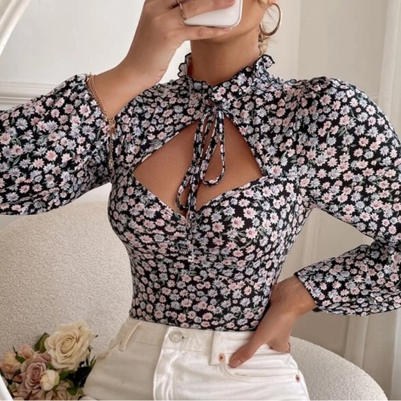 SHEIN Tops - SHEIN Floral Hollow Out Lantern Sleeve Bodysuit